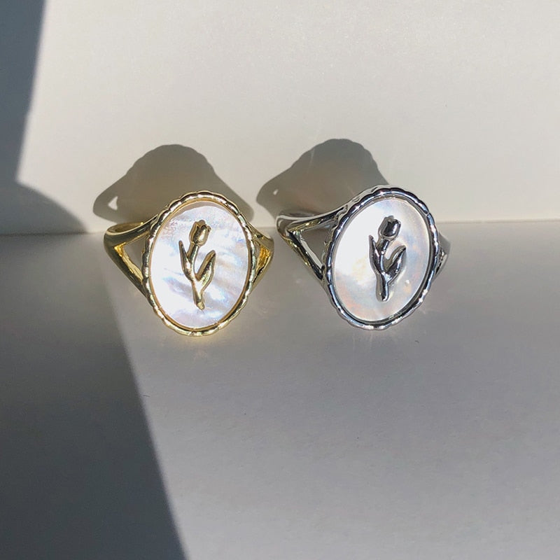 Poppy White Shell Ring