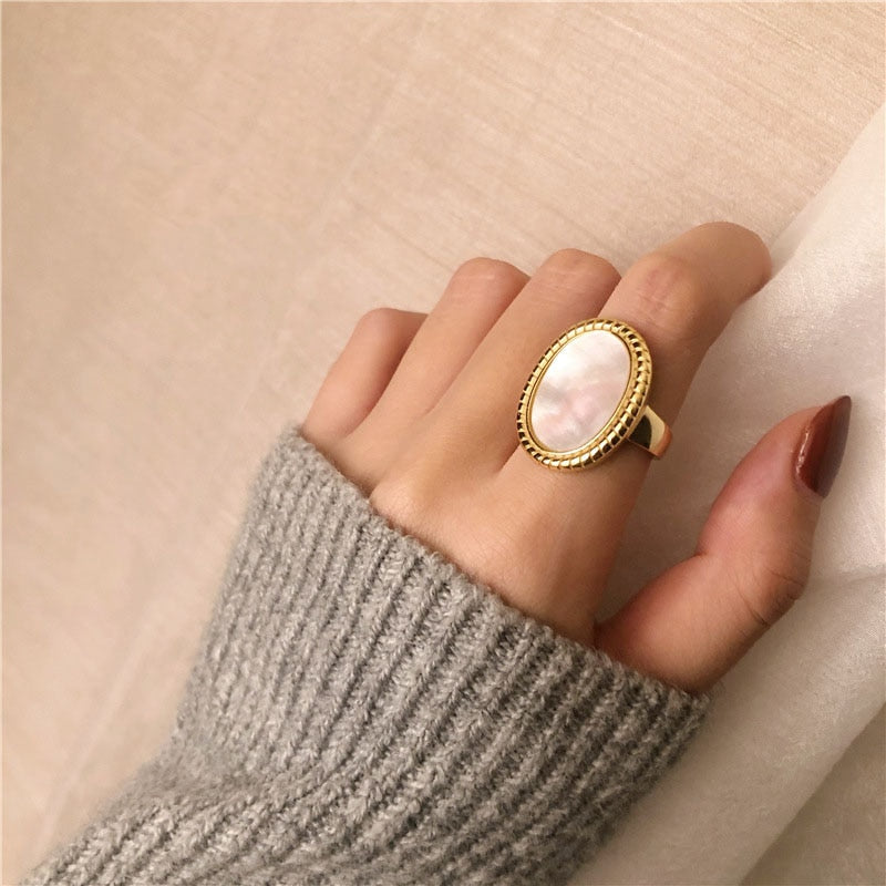 Seraphina Oval Shell Ring
